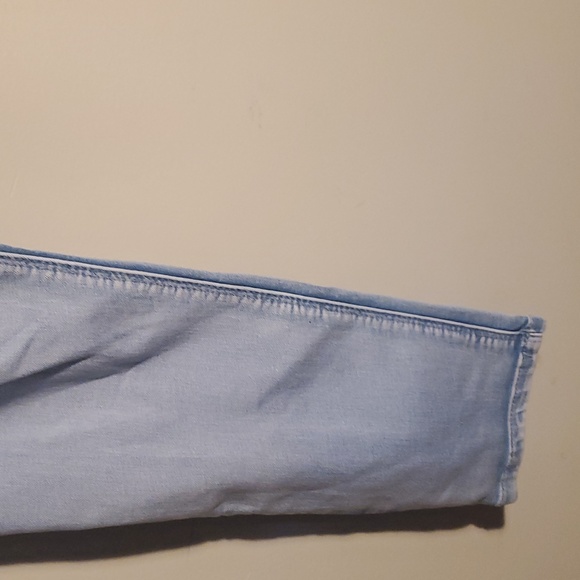 Laurie Felt Mom Jeans - Picture 3 of 15